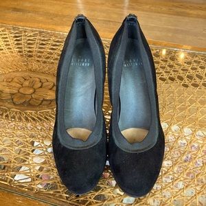 Stuart Weitzman Black Suede Platform Pumps.  Gorgeous shoe. Size 7. No flaws.
